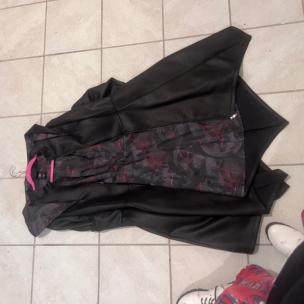 3X 22/24 New Torrid Star Wars Kylo Ren Hooded Coat